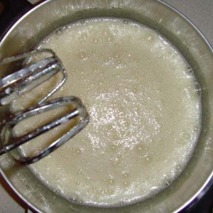 Вафельные трубочки с джемом Вафельные трубочки с джемом