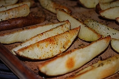 Картофель, запеченный ломтиками Картофель, запеченный ломтиками