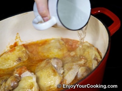 Курица тушеная с цветной капустой и помидорами Курица тушеная с цветной капустой и помидорами
