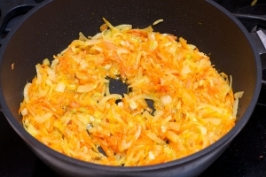 Каша перловая с мясом и овощами Каша перловая с мясом и овощами
