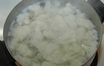 Молочный суп-пюре с орехами Молочный суп-пюре с орехами