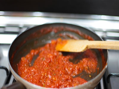 Пицца с грибами сыром и перепелиными яйцами Пицца с грибами сыром и перепелиными яйцами