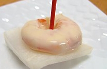 Канапе из редьки с креветками Канапе из редьки с креветками