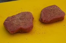 Канапе из говядины с сыром Канапе из говядины с сыром