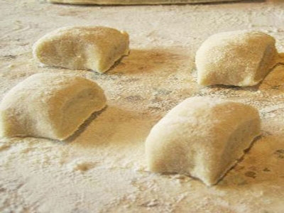 Пирожки с капустой и морковью Пирожки с капустой и морковью