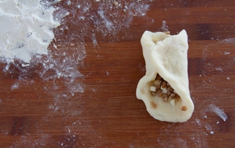 Пирожки из картофеля с луком Пирожки из картофеля с луком