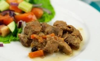Тушеная свинина Тушеная свинина