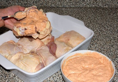 Маринованная курица в сметане с чесноком Маринованная курица в сметане с чесноком