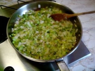 Мясной рулет из фарша с макаронами Мясной рулет из фарша с макаронами