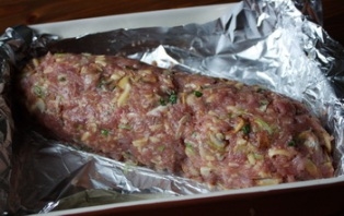 Мясной рулет из фарша с макаронами Мясной рулет из фарша с макаронами