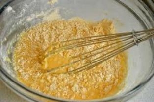 Классический омлет с молоком и мукой Классический омлет с молоком и мукой
