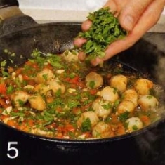 Жареные гребешки с рисом Жареные гребешки с рисом