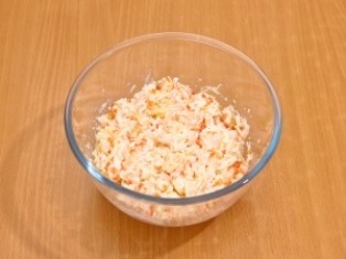 Салат из морского гребешка и овощей Салат из морского гребешка и овощей