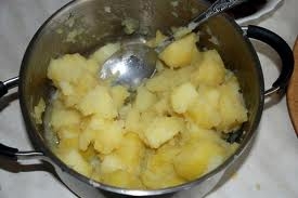 Немецкий картофельный салат теплый Немецкий картофельный салат теплый