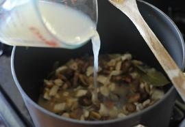 Белые грибы маринованные Белые грибы маринованные