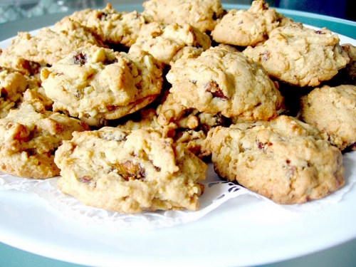Печенье с финиками и орехами Печенье с финиками и орехами