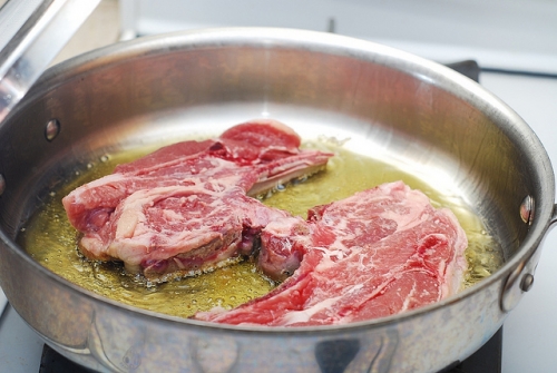Тушеная баранина с овощами Тушеная баранина с овощами