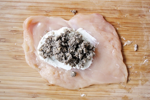 Куриные грудки фаршированные грибами Куриные грудки фаршированные грибами