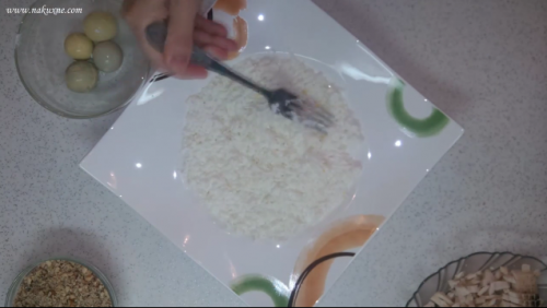 Салат Черепаха с курицей и грецкими орехами Салат Черепаха с курицей и грецкими орехами
