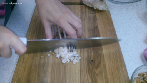 Салат Черепаха с курицей и грецкими орехами Салат Черепаха с курицей и грецкими орехами