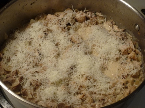 Курица с грибами в сливочном соусе Курица с грибами в сливочном соусе