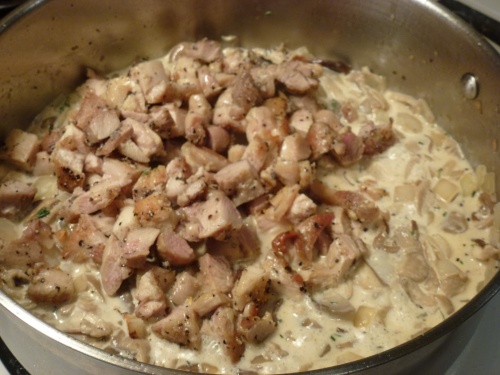 Курица с грибами в сливочном соусе Курица с грибами в сливочном соусе