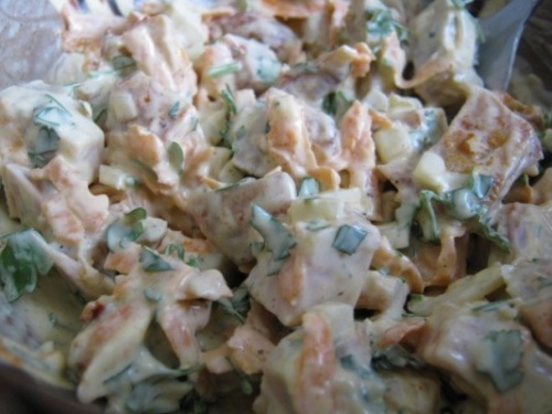 Салат с копченой курицей Салат с копченой курицей