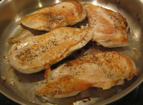 Куриные грудки в сливочном соусе Куриные грудки в сливочном соусе