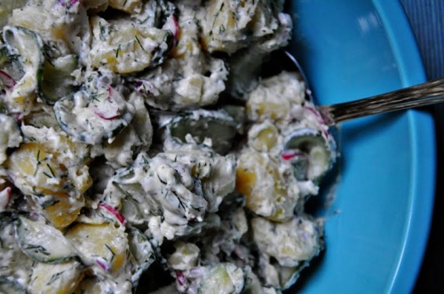 Салат из соленых огурцов и картофеля Салат из соленых огурцов и картофеля