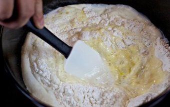 Домашние пирожки с капустой и морковью Домашние пирожки с капустой и морковью