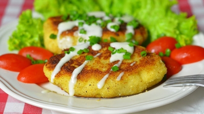 Зразы из картофеля с огурцами Зразы из картофеля с огурцами