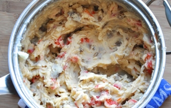 Картофельные котлетки с крабовыми палочками Картофельные котлетки с крабовыми палочками