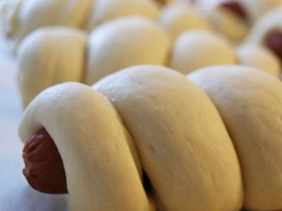 Булка с сосиской Булка с сосиской