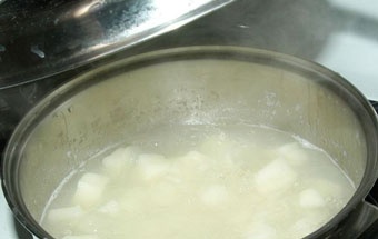 Пюре из кабачков с картофелем Пюре из кабачков с картофелем