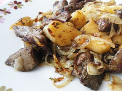 Печень с яблоками Печень с яблоками