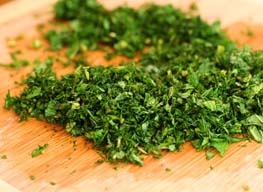 Форель, фаршированная орехами и сыром Форель, фаршированная орехами и сыром