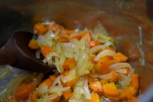 Жаркое из говядины с овощами Жаркое из говядины с овощами