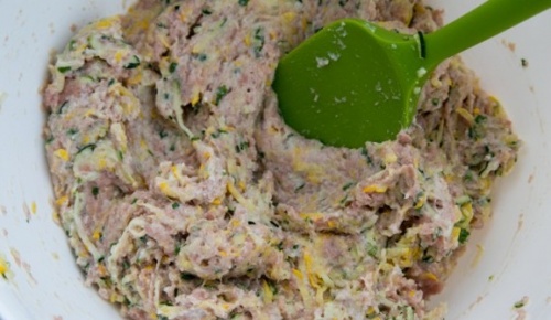 Куриные котлеты с рисом и кабачком Куриные котлеты с рисом и кабачком