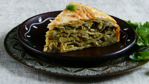 Блинный пирог с мясом и яйцом Блинный пирог с мясом и яйцом