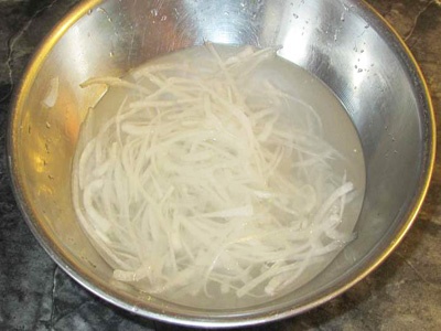 Быстрый маринованный лук Быстрый маринованный лук