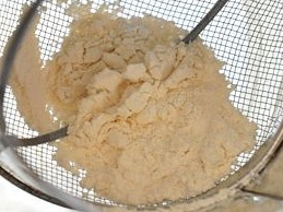 Батон в духовке на кефире Батон в духовке на кефире