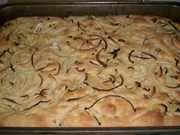 Фокачча с луком Фокачча с луком