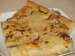 Фокачча с луком Фокачча с луком