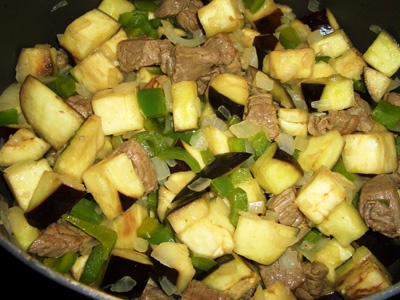 Мясо с баклажанами Мясо с баклажанами