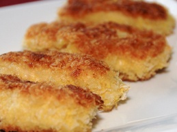 Куриные котлеты с сыром в мультиварке Куриные котлеты с сыром в мультиварке