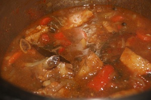 Ребрышки в казане с овощами Ребрышки в казане с овощами