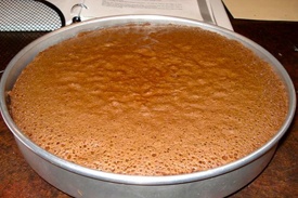 Бисквит с яблоками и орехами Бисквит с яблоками и орехами