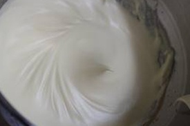 Бисквит с яблоками и орехами Бисквит с яблоками и орехами
