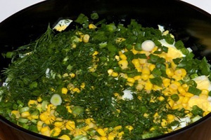 Салат с крабовыми палочками и рисом Салат с крабовыми палочками и рисом