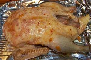 Запеченная утка с хрустящей корочкой Запеченная утка с хрустящей корочкой